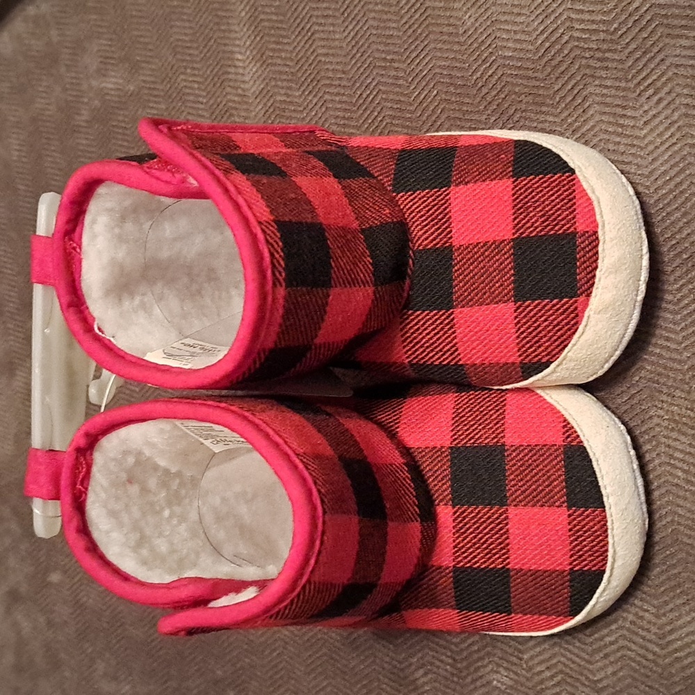 LITTLE ME Buffalo Plaid Baby Booties - Sz. 3 - New
